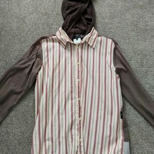 EUC.. rare mens energie gold button up hood